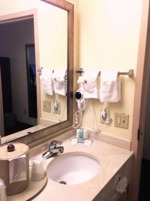 Comfort Inn & Suites Ft.Jackson Maingate image 28